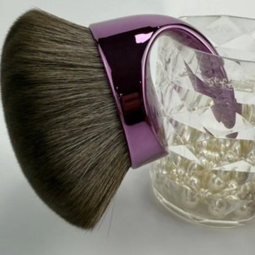 Beauty Blend & Blur Body Kabuki Brush Extra Large Vegan Bristles Self Tanner Brush Professional Blending Applicator Foundation